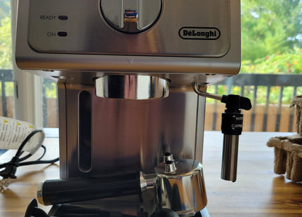 DeLonghi Espresso and Cappuccino Machine – Stainless Steel